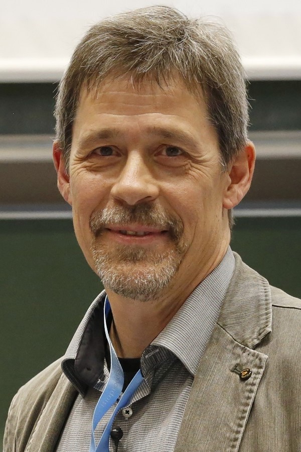 Portrait Dr. Daniel Besser