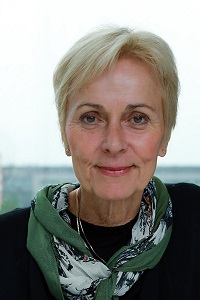 Portrait Professor Dr. Christine Mummery