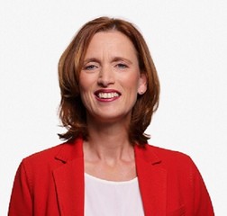 Porträt Ministerin Karin Prien