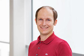 Juniorprofessor Dr. Alexander Kuhlmann hat die Koordinierungsstelle für das Modellierungsnetzwerk zur Erforschung von Ausbreitungsdynamiken schwerer Infektionskrankheiten eingeworben. 
