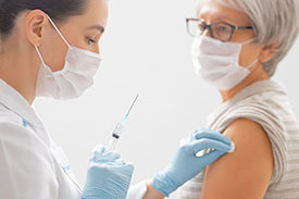 COVID-Impfung: Die Immunisierung könnte auch Erkältungserkrankungen abschwächen